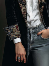 Léontine | Blazer Ajustado Estampado Barroco Negro