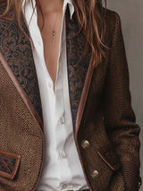Gisèle | Blazer con Paneles Estampado Chevron